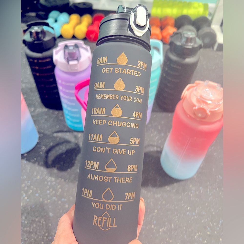 25oz Motivational Water Bottle - Picture 1 of 2